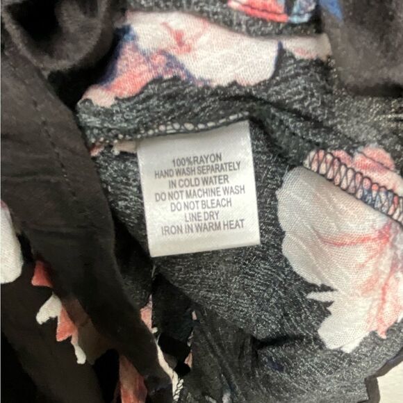 Cotton Candy LA romper women extra small black floral long sleeve shorts nwt - Picture 8 of 11